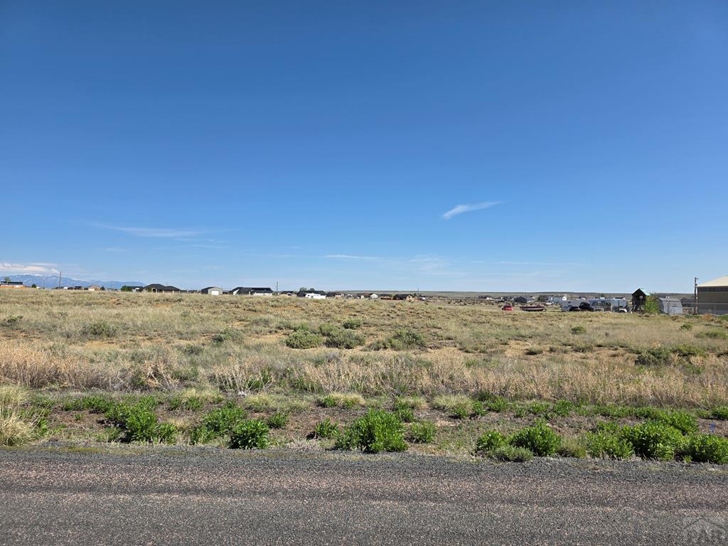 1929 E Farley Ave, Pueblo West, CO 81007