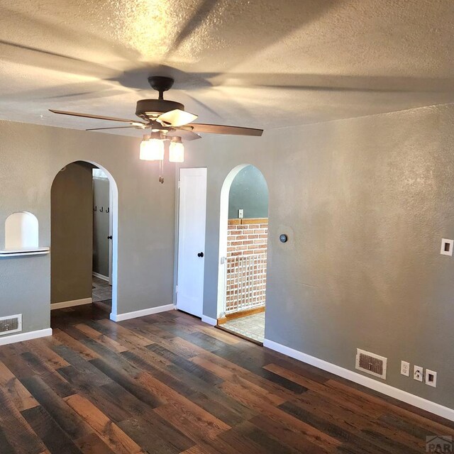 3016 Vail Ave, Pueblo, CO 81005 - photo 5