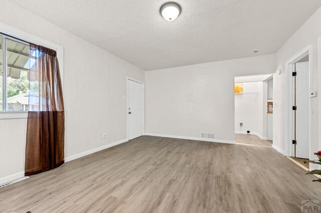 704 E 6th St, Pueblo, CO 81001 - photo 4