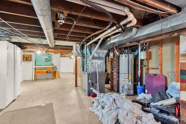 2121 N Greenwood St, Pueblo, CO 81003 - unfinished below grade area with water heater and heating unit