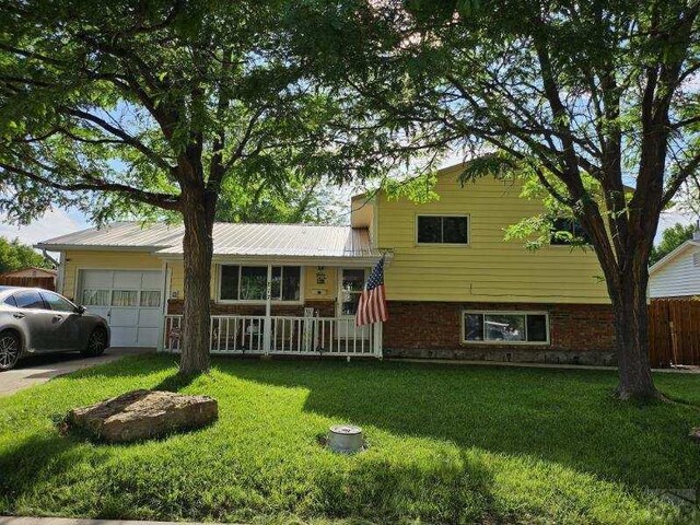 817 S 2nd St, Rocky Ford, CO 81067 - photo 1