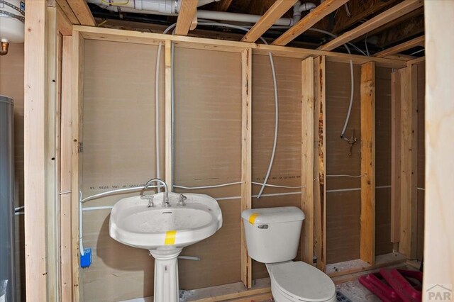 49 N Pkwy, Colorado City, CO 81019 - bathroom featuring toilet