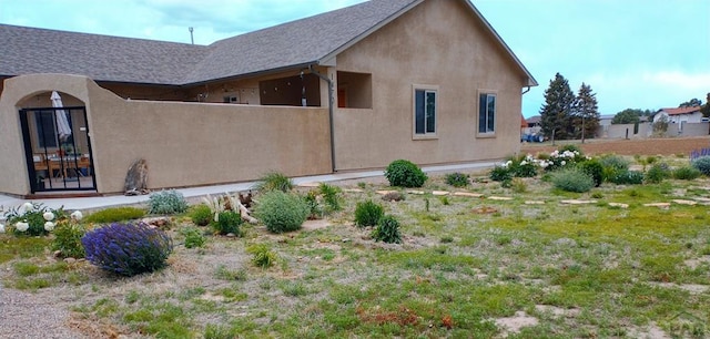 1470 Villa Spanada, Pueblo, CO 81006 - view of property exterior featuring stucco siding