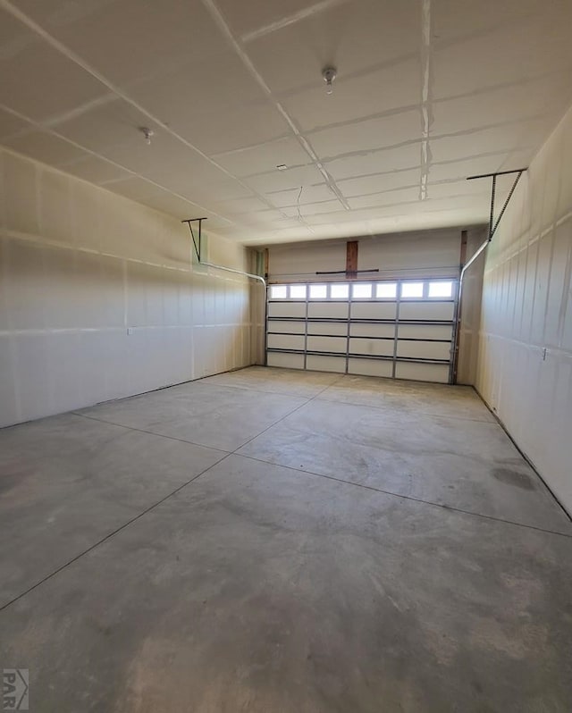 1327 Tierra Berienda, Pueblo, CO 81008 - view of garage