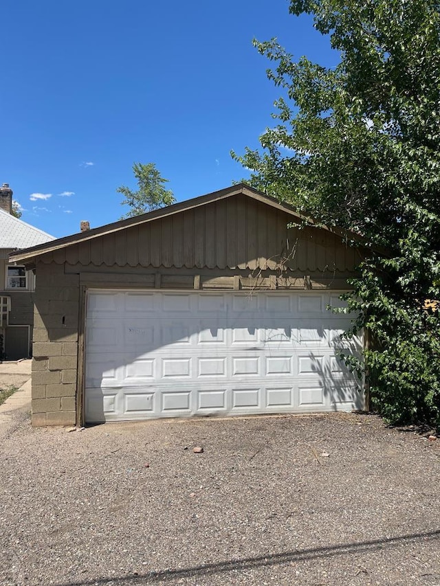 view of detached garage