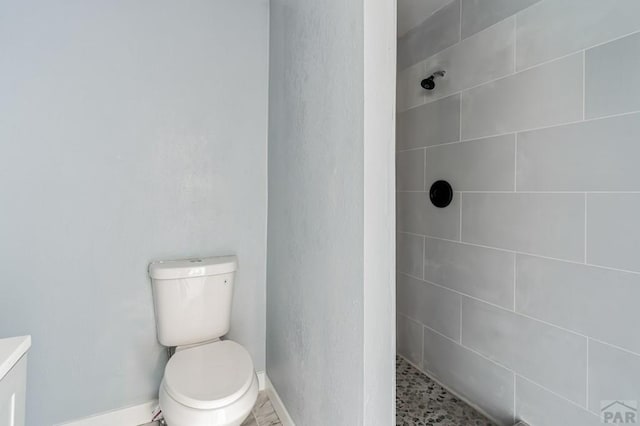 862 S Los Mochis Way, Pueblo, CO 81007 - full bath with a tile shower and toilet