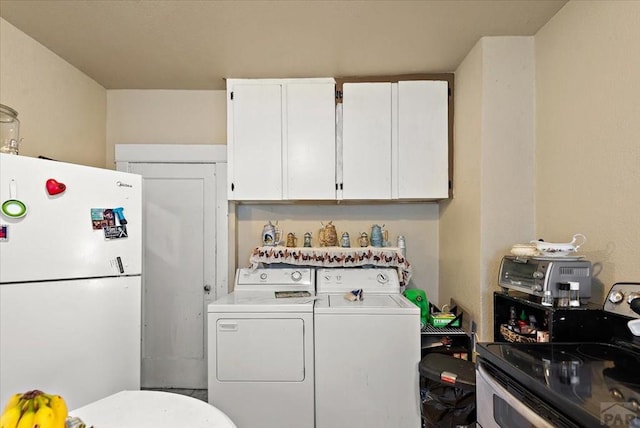 laundry room featuring independent washer and dryer