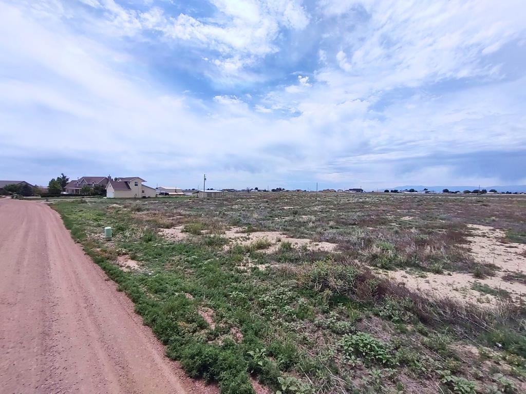 1358 E Kiva Dr, Pueblo West, CO 81007 - photo 3