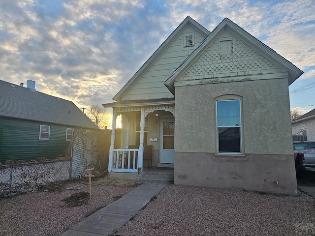 view of front of home featuring stucco siding