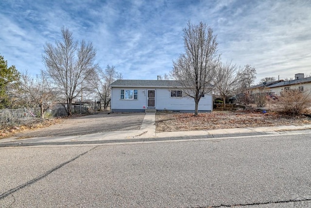 530 Hewitt St, Pueblo, CO 81005 - photo 2