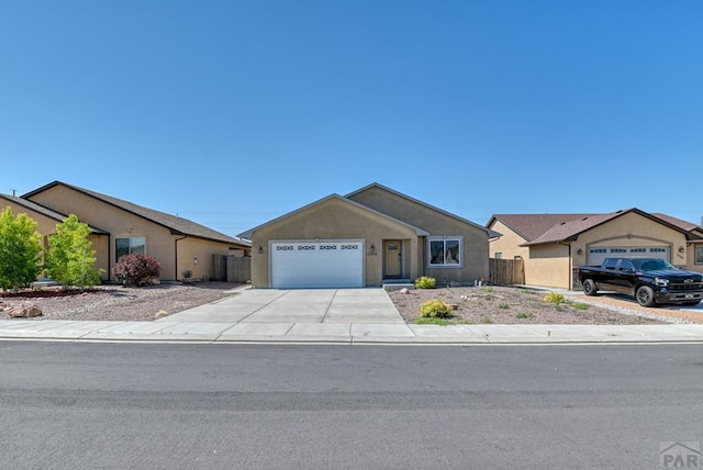 2306 Cliffmoor Ln, Pueblo, CO 81008 - photo 2