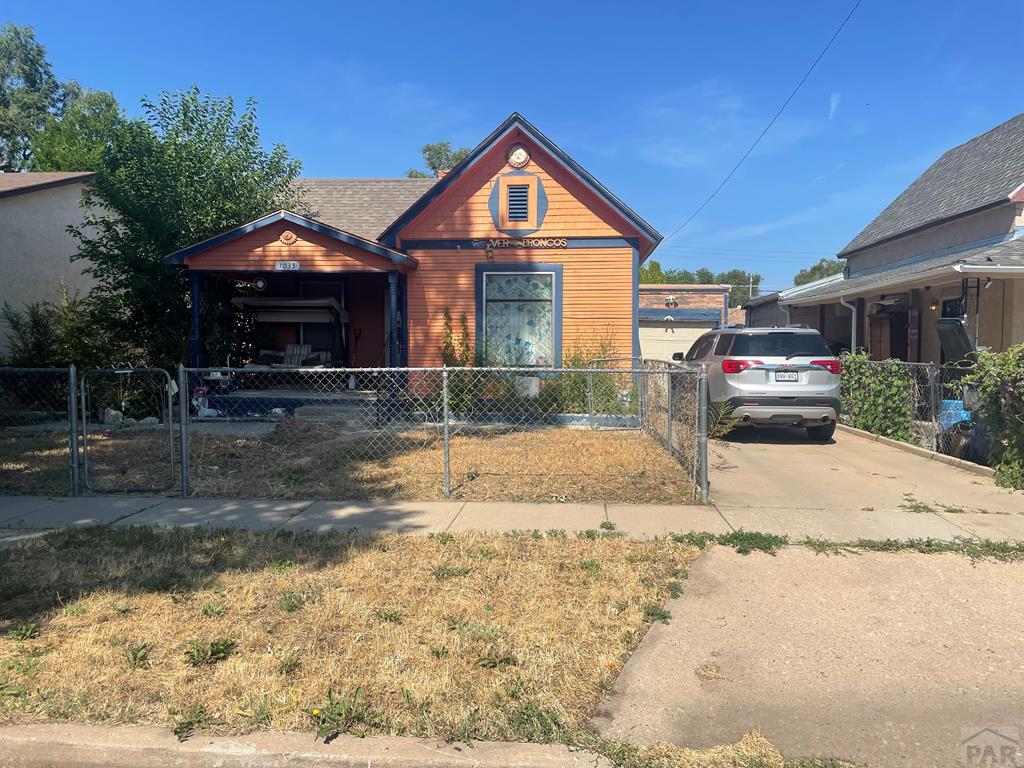 1035 Palmer Ave, Pueblo, CO 81004 - photo 1