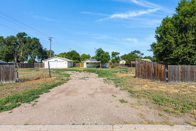 2731 E Orman Ave, Pueblo, CO 81004 - photo 24