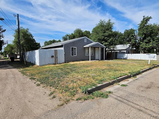 607 W Logan St, Lamar, CO 81052 - photo 24