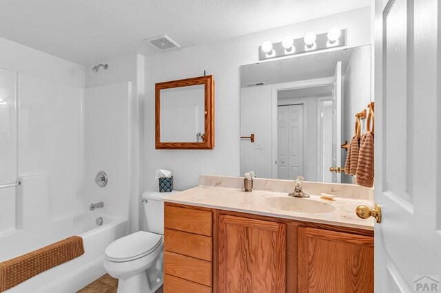 5048 Sage St, Pueblo, CO 81005 - full bath featuring vanity, toilet, and shower / washtub combination