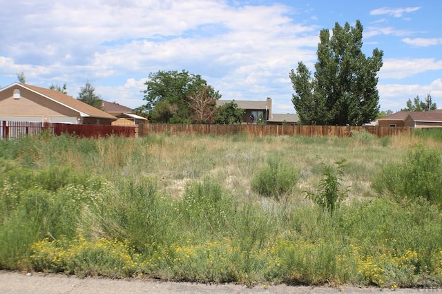 Listing photo 2 for 355 W Dunlop Dr, Pueblo West CO 81007