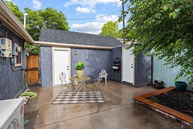 424 Mcclelland Ave, Pueblo, CO 81005 - view of patio with ac unit and a gate