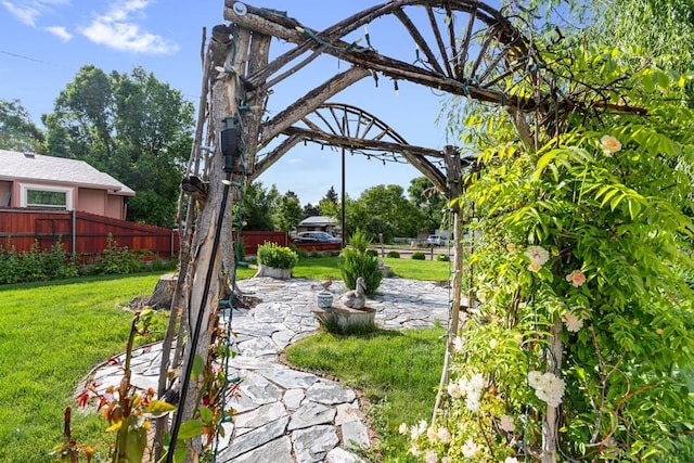 424 Mcclelland Ave, Pueblo, CO 81005 - view of yard with a patio area