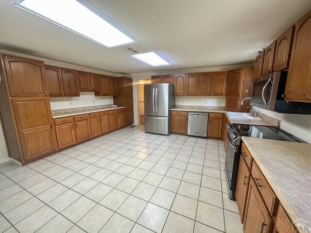207 Willow Valley Dr, Lamar, CO 81052 - photo 8