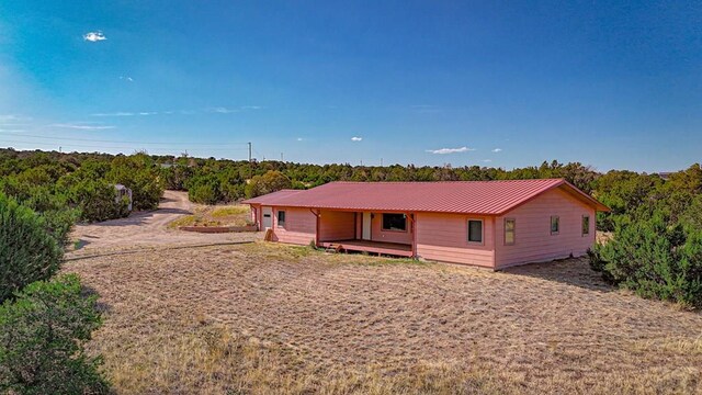 view of front of property with metal roof