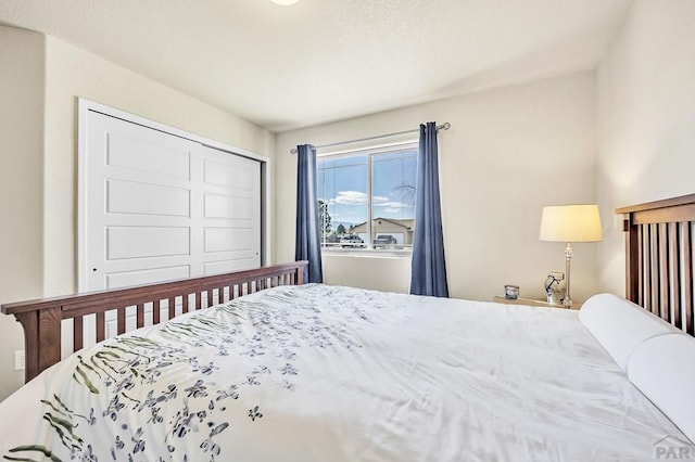 bedroom with a closet