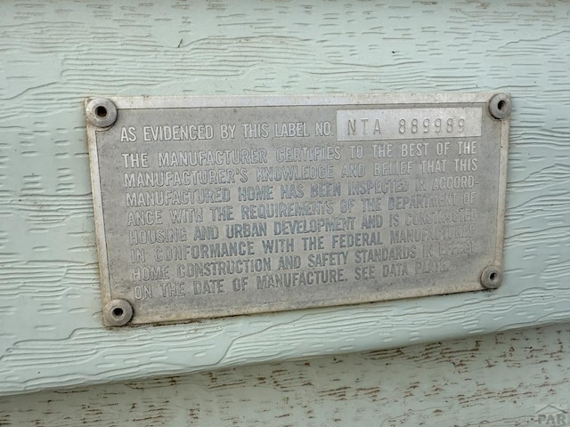 view of exterior details