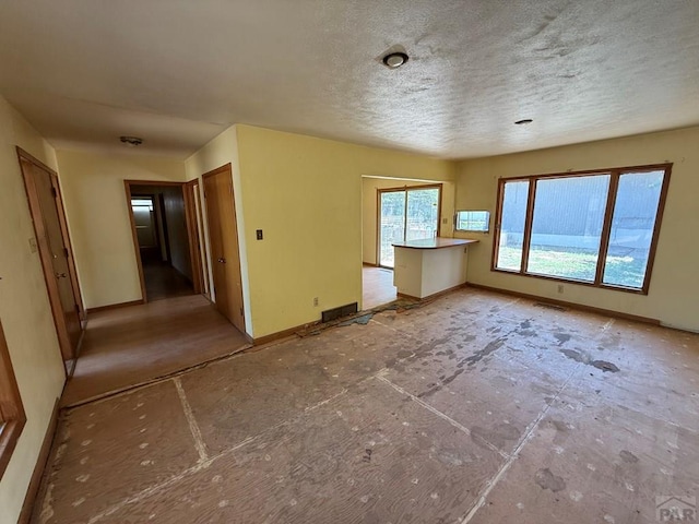 6 Mayhew Dr, Lamar, CO 81052 - photo 9