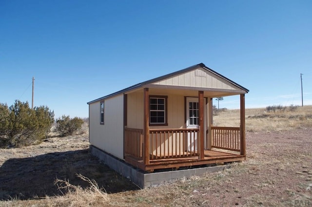 view of outdoor structure