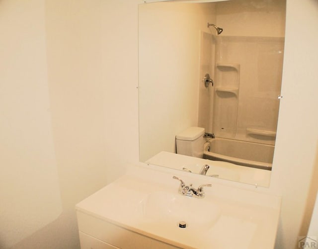 33 Regency Blvd, Pueblo, CO 81005 - bathroom with bathing tub / shower combination and vanity