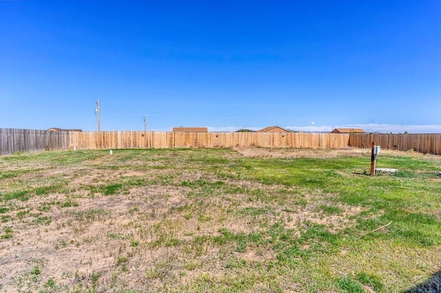 1437 Chuckwagon Ln, Pueblo West, CO 81007 - view of yard