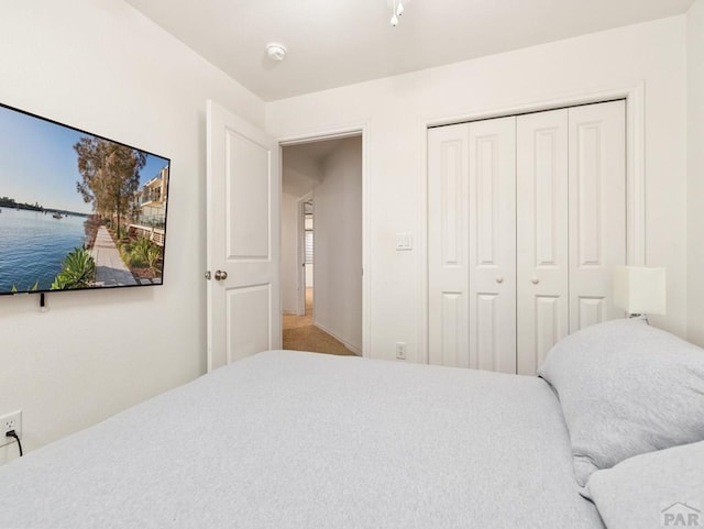 bedroom featuring a closet