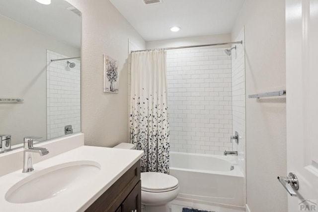 16840 New Autum Dr, Monument, CO 80132 - full bath featuring vanity, toilet, shower / bath combination with curtain, and recessed lighting