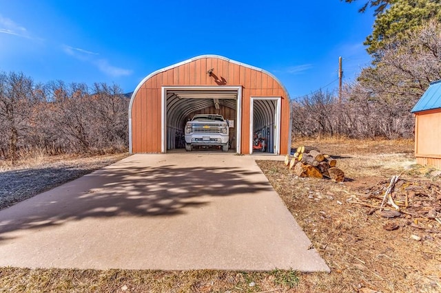 view of outbuilding featuring an outbuilding