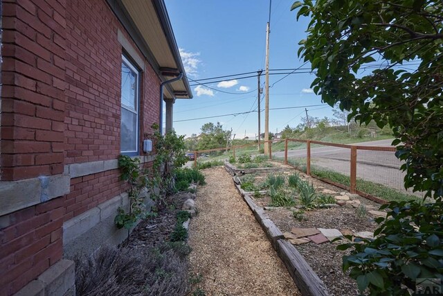 315 S Oak St, Trinidad, CO 81082 - view of yard