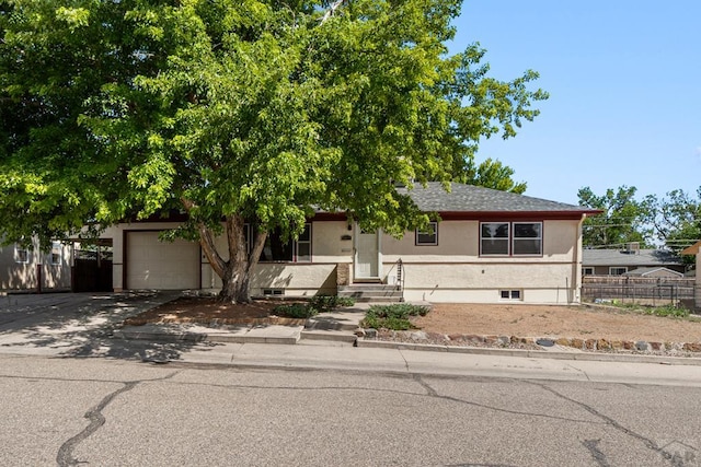 1812 Comanche Rd, Pueblo, CO 81001 - photo 1