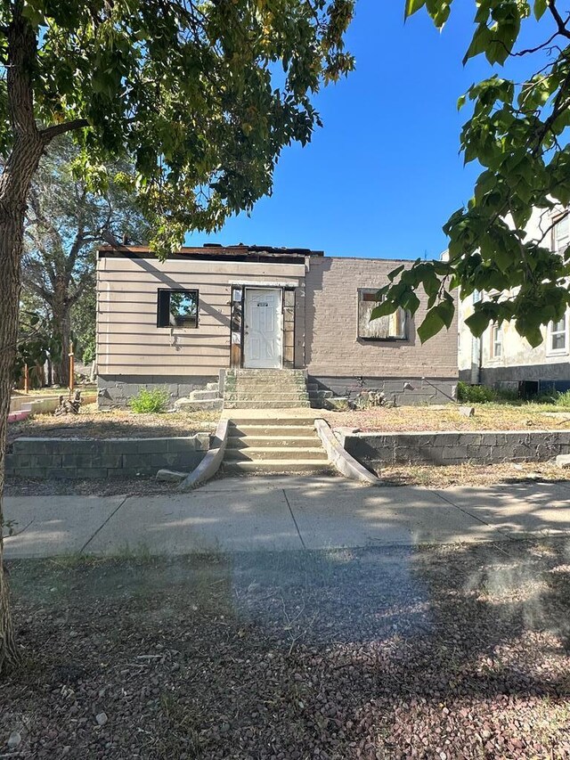 519 W 11th St, Pueblo, CO 81003 - photo 1
