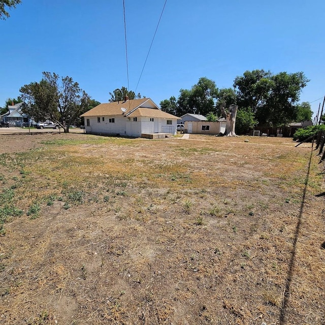 1938 E 6th St, Pueblo, CO 81001 - view of yard