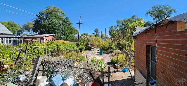 exterior space featuring fence