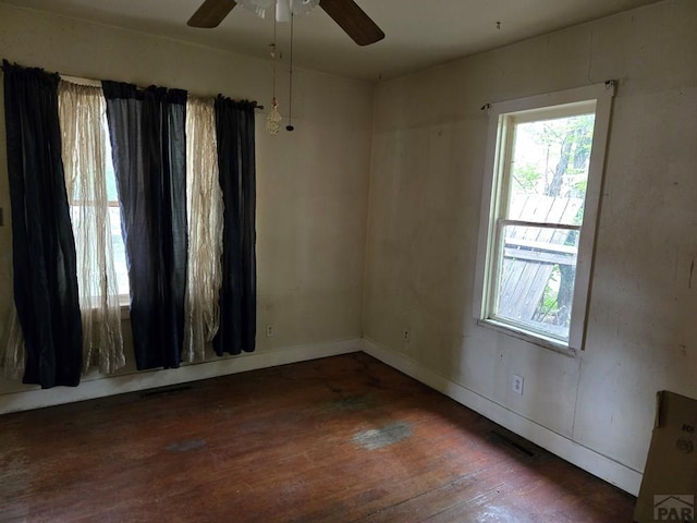 00913 6th St, Walsenburg, CO 81089 - empty room with wood-type flooring and a ceiling fan
