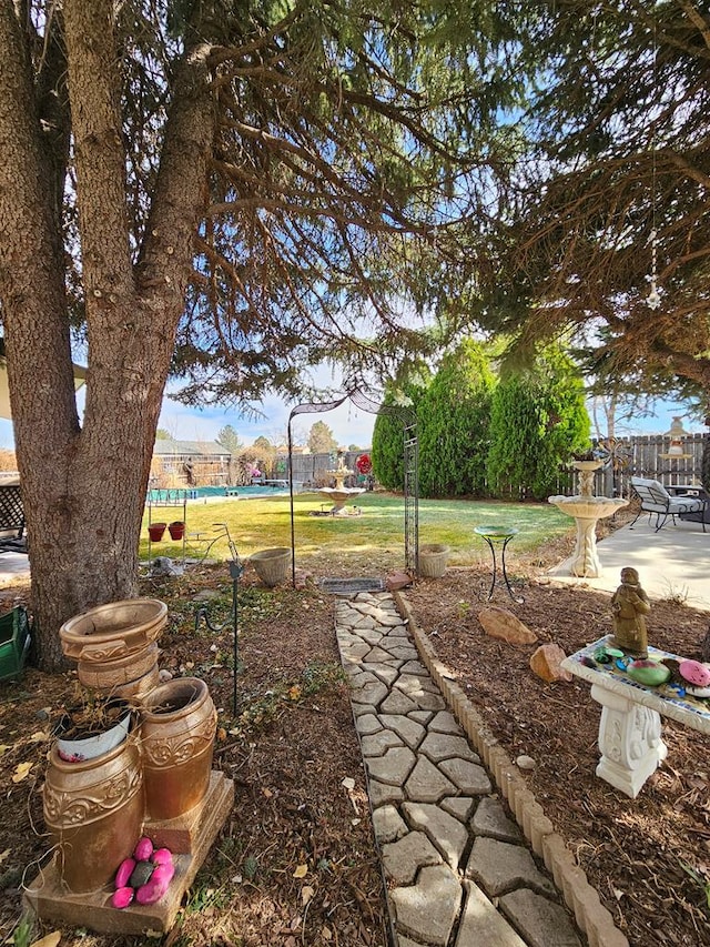 view of yard featuring fence