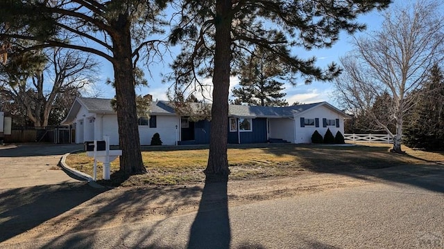 232 Saddle Rd, Trinidad, CO 81082 - ranch-style house with driveway and a garage