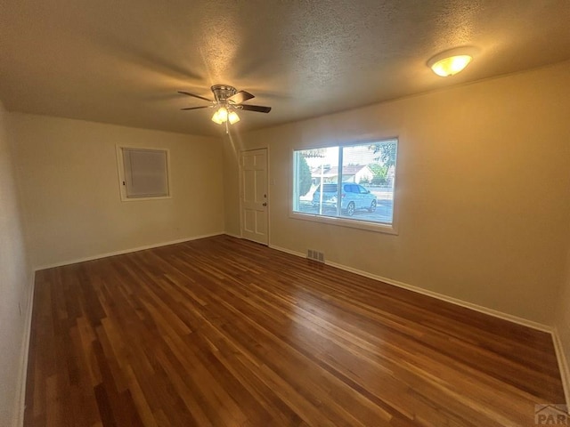 2541 W 29th St, Pueblo, CO 81008 - photo 4