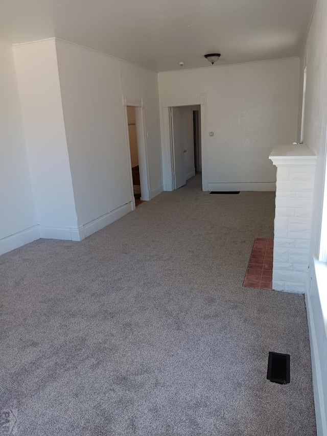 unfurnished room with carpet