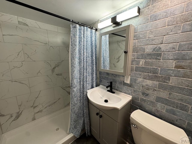 303 S Animas St, Trinidad, CO 81082 - full bath with vanity and a shower stall