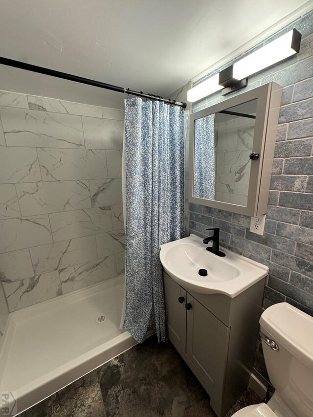 303 S Animas St, Trinidad, CO 81082 - bathroom featuring vanity and a stall shower