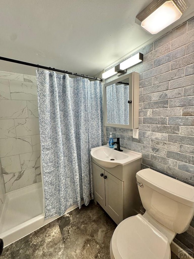 303 S Animas St, Trinidad, CO 81082 - full bath featuring vanity and a shower stall