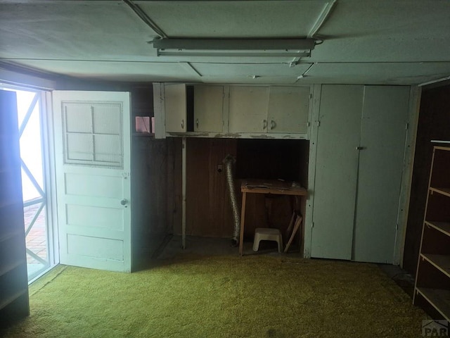 1122 Raton Ave, La Junta, CO 81050 - kitchen with carpet floors