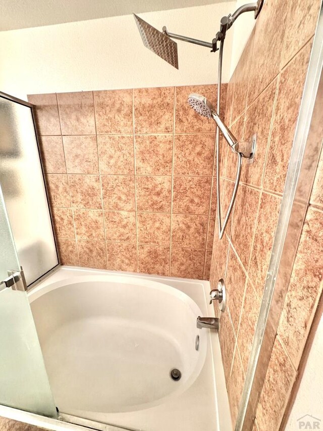 4147 Outlook Blvd Unit F, Pueblo, CO 81008 - full bath with shower / washtub combination
