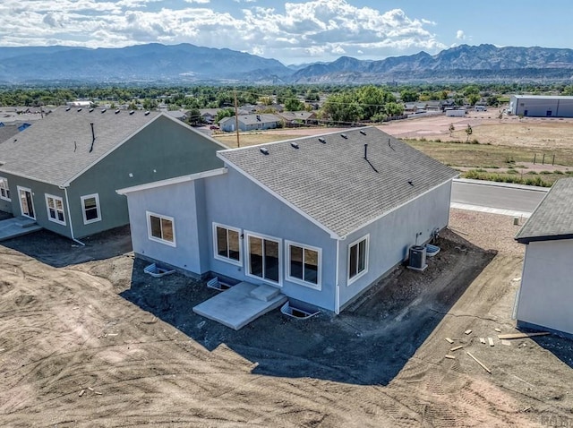 drone / aerial view with a mountain view