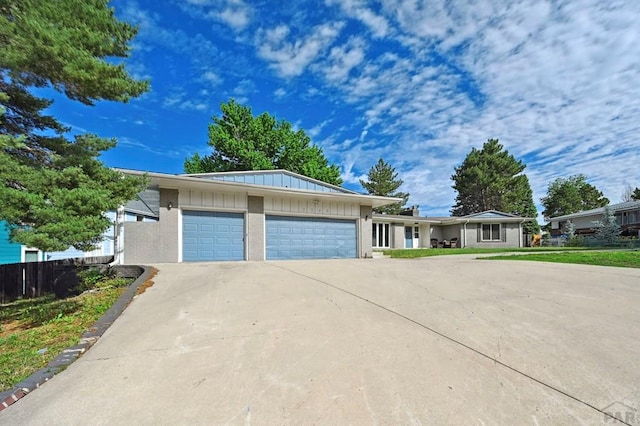 3340 Afternoon Cir, Colorado Springs, CO 80910 - photo 2